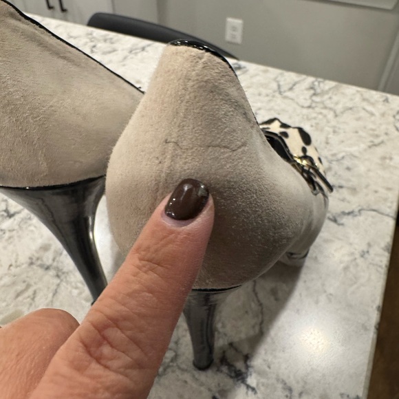 YSL Yves Saint Laurent Open Peep Toe Pumps Size 40 Animal Fur and Suede main image 4